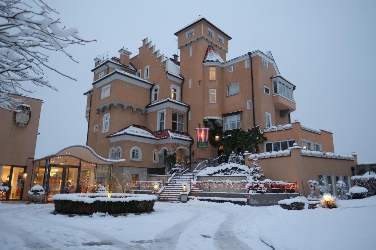 Hotel Schloss Moenchstein